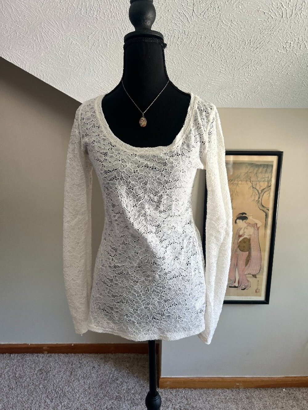 Express Lace Scoopneck Top Long Sleeve Fitted Blouse Cream Small Lightweight